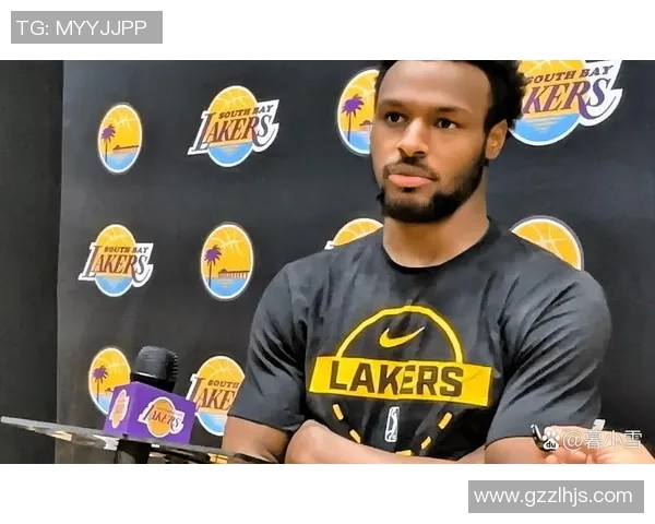 布朗尼生计第2次先发得0分，湖人并不需要他有太多奉献